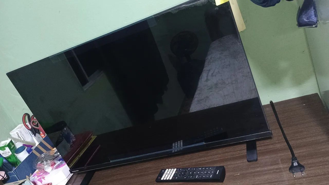Tv 32 polegadas smart tv Toshiba  - Foto 2