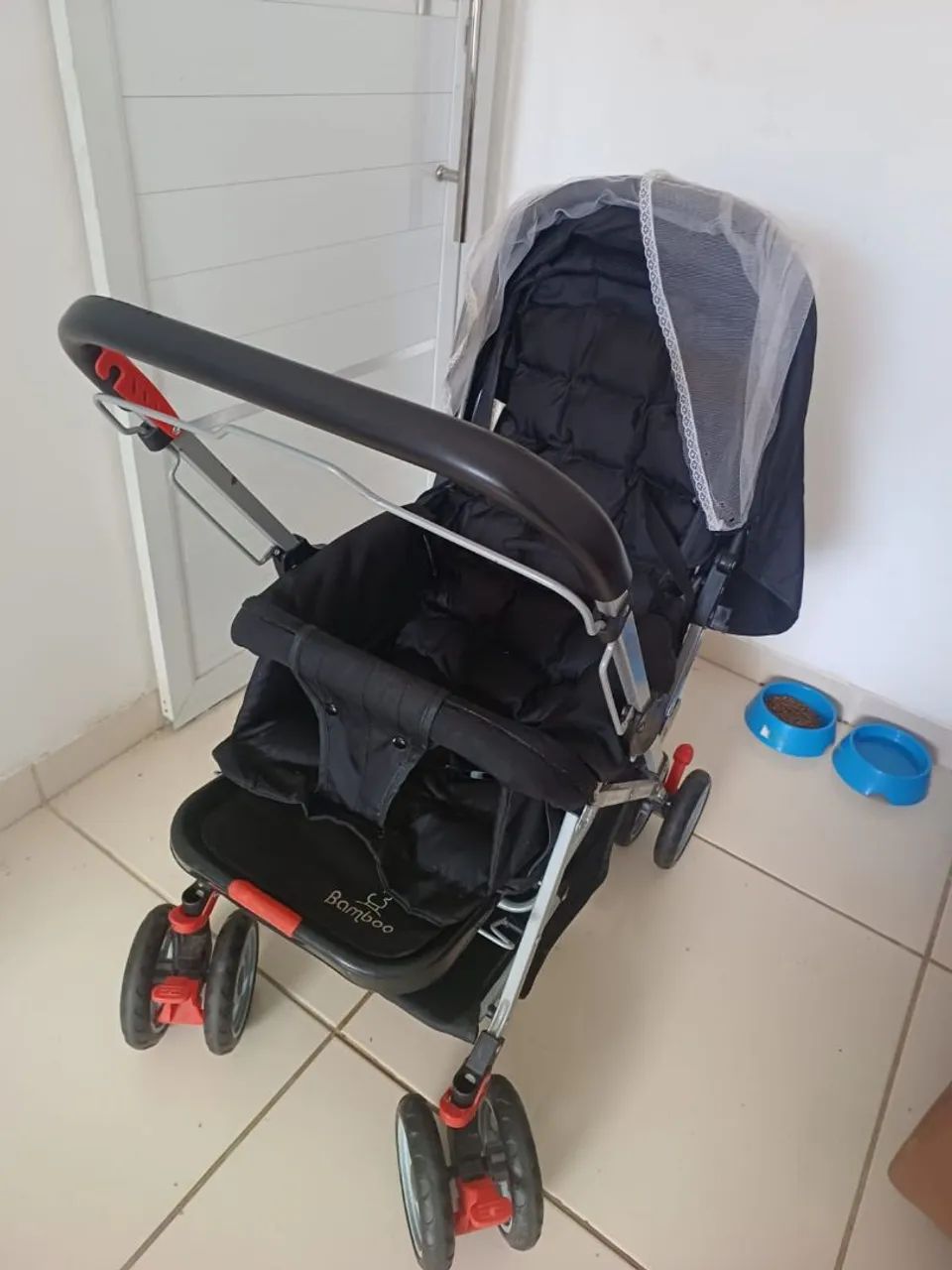 Carrinho de bebê com alça reclinável  - Foto 4