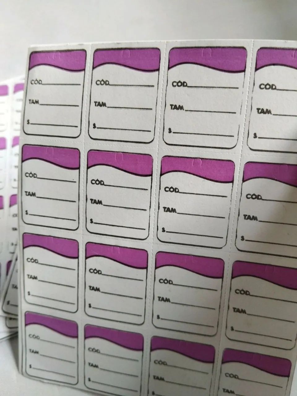 etiquetas para precificar roupas - Foto 3