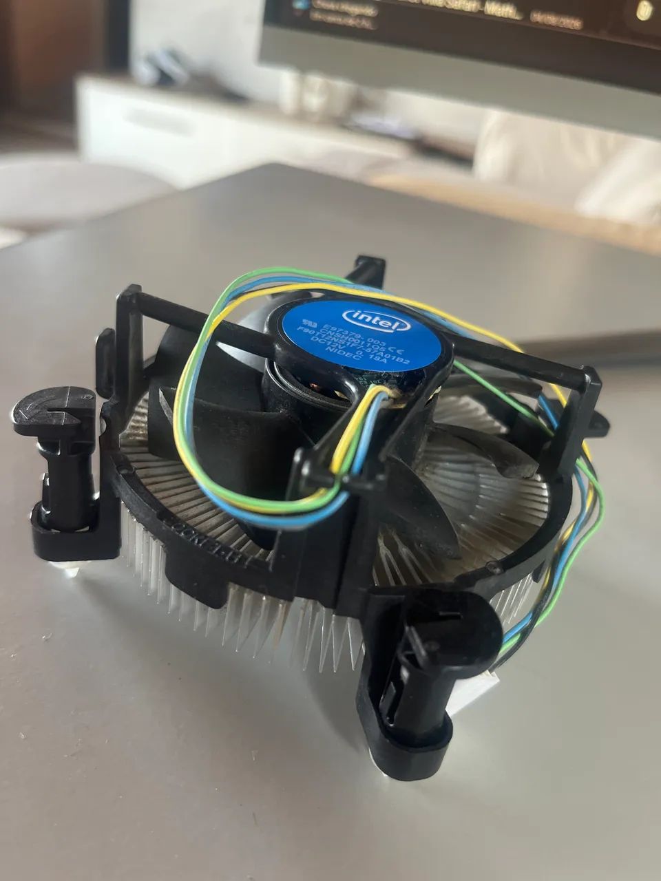 Intel Core i7-8700 8ª Geração + Cooler - 6 Núcleos + FRETE GRÁTIS  - Foto 2