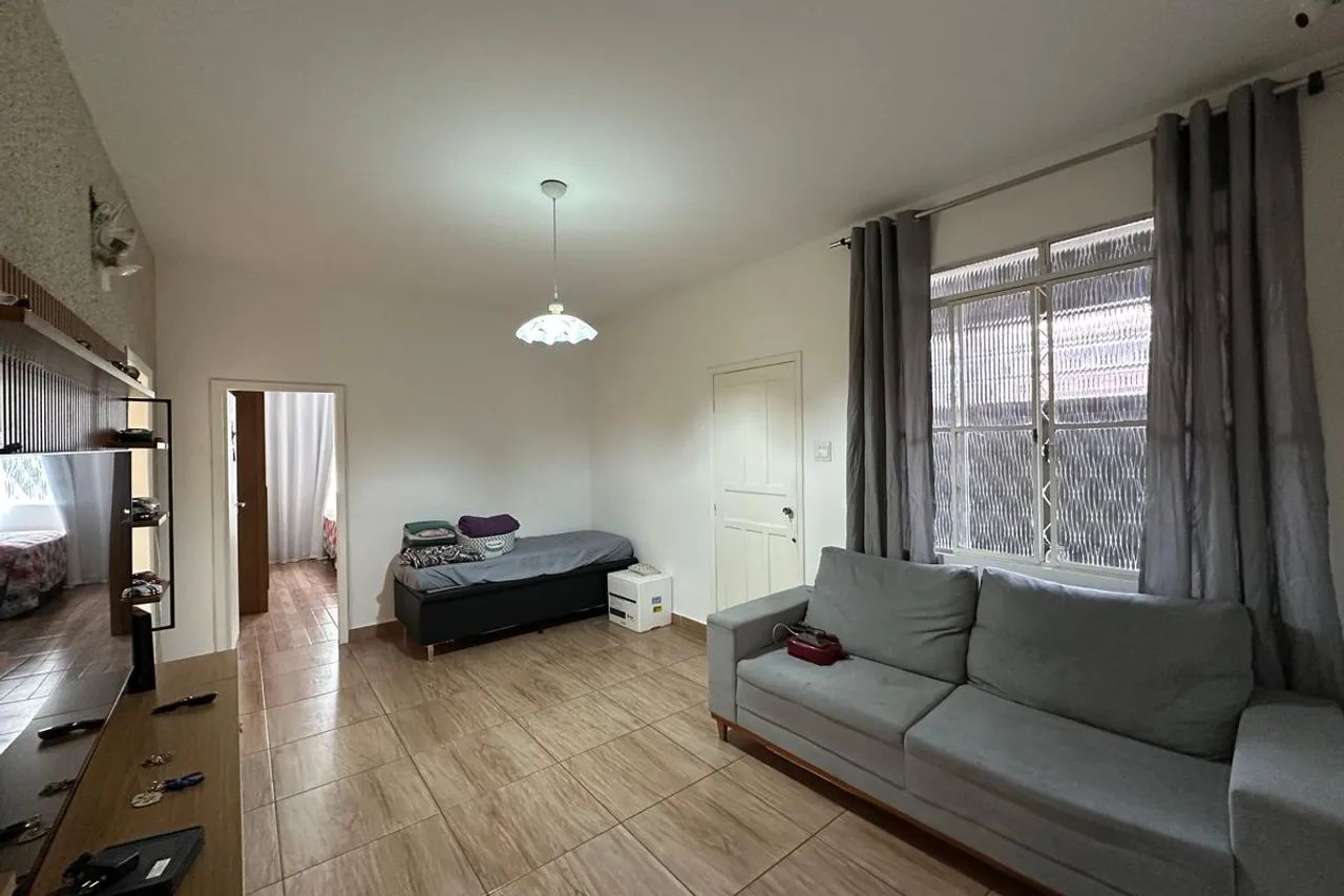 Casa à Venda - Bonfim, 2 Quartos, 180 m2