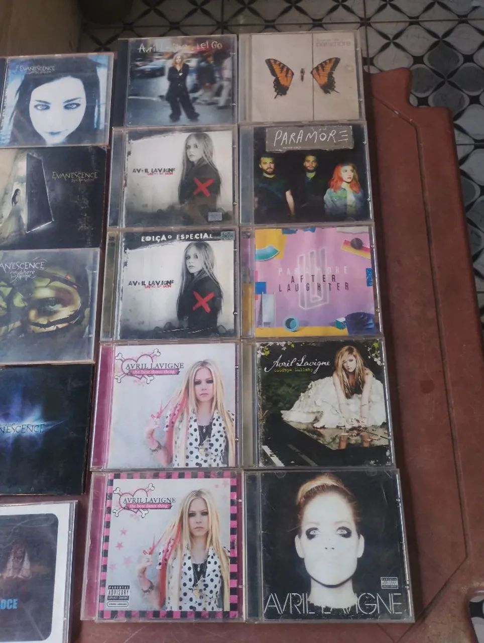 Coleção de cds originais de pop/rock- Pitty/Paramore/Avril/Evanescence/MCR e mais