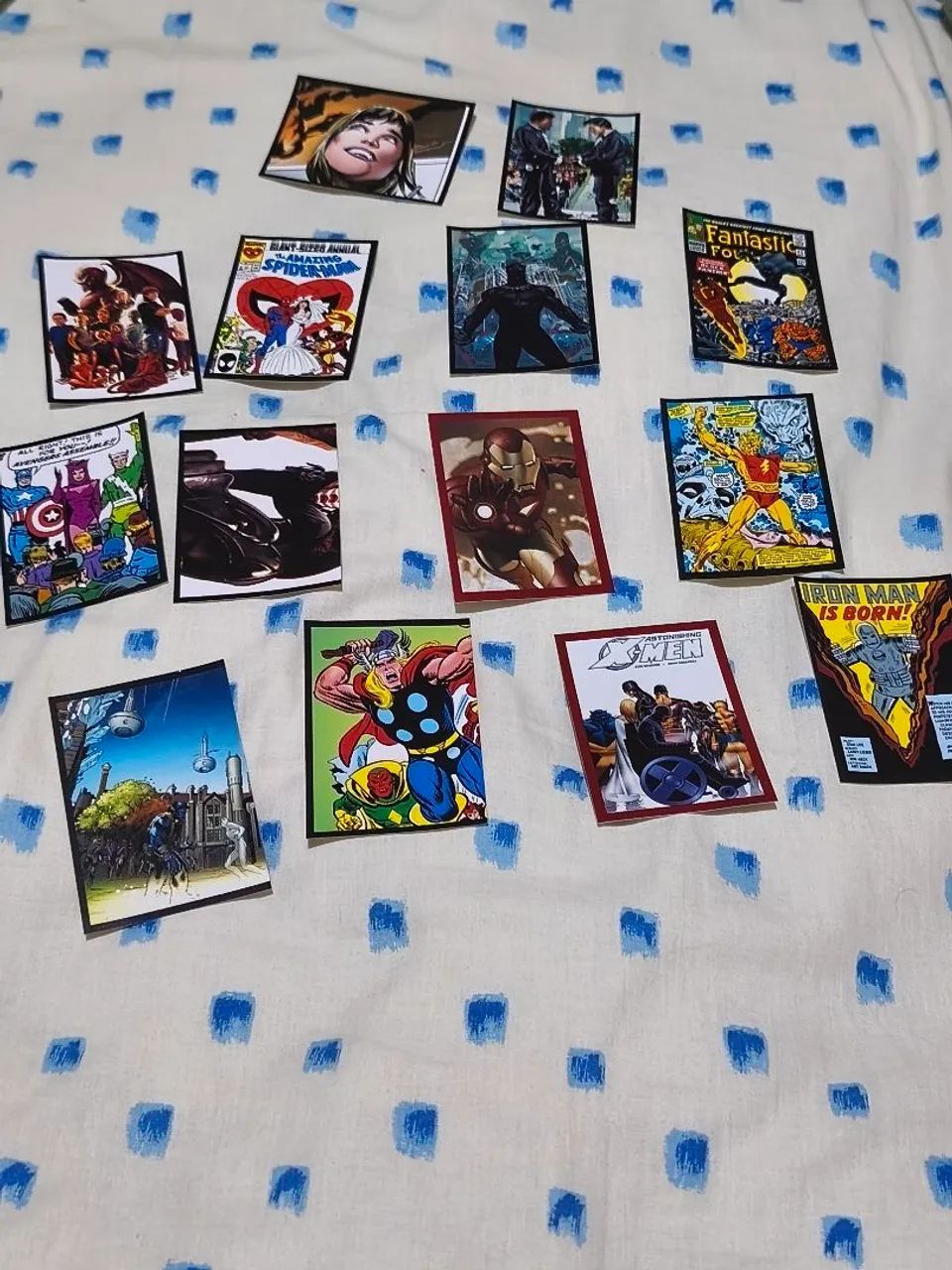 14 Figurinhas Marvel Anniversary 80 Years.