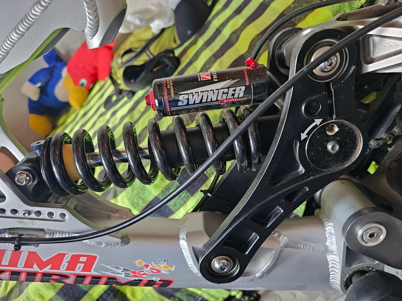 Bicicleta de Downhill Kuruma Rocketship  - Foto 2