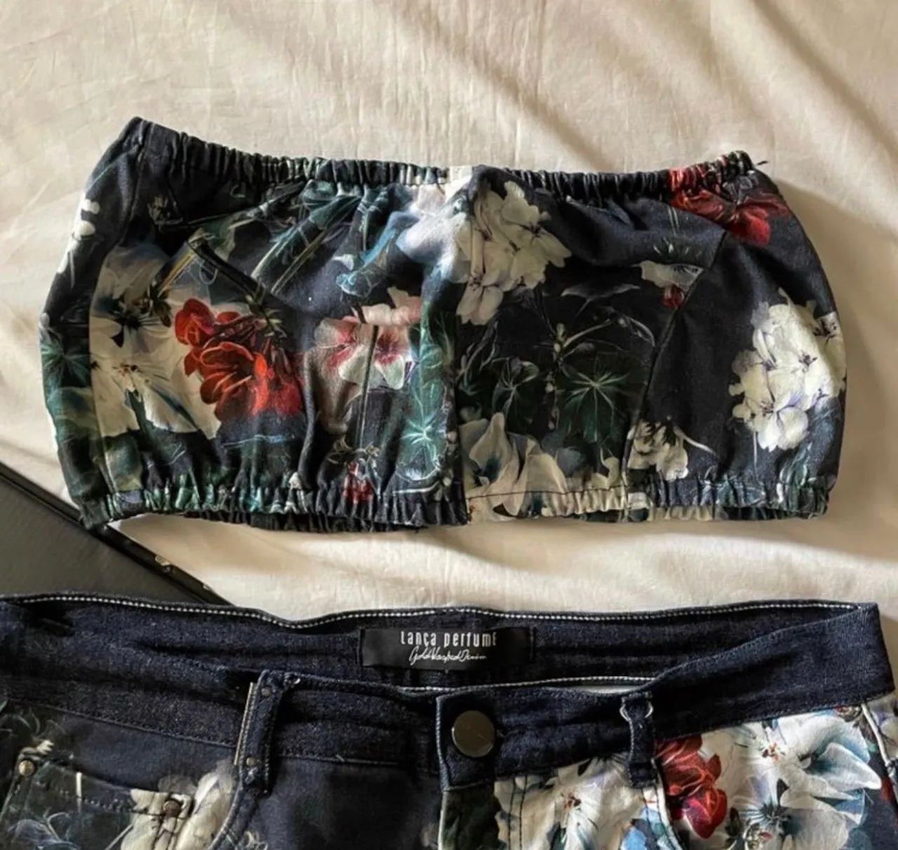 Saia + cropped Lança Perfume TAM 44 - Foto 3