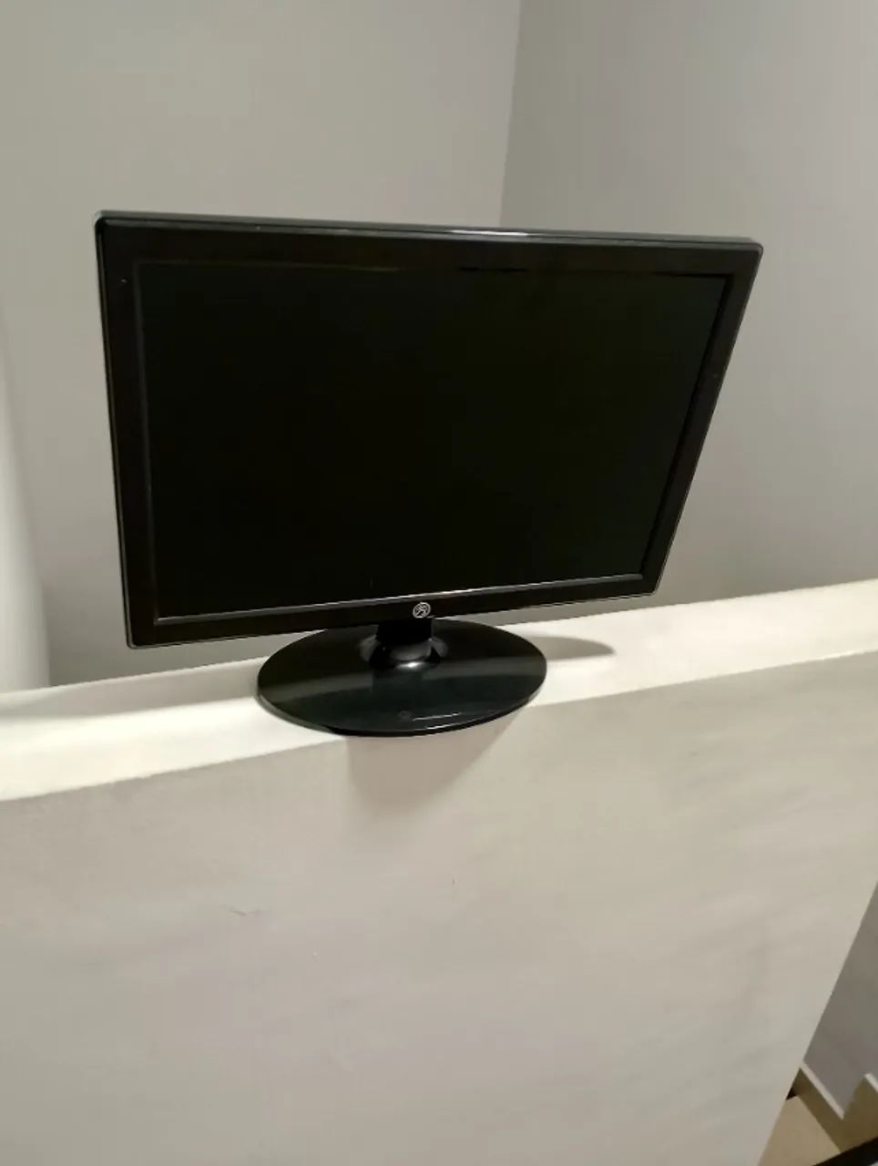 Monitor 19"" em perfeito estado  - Foto 2