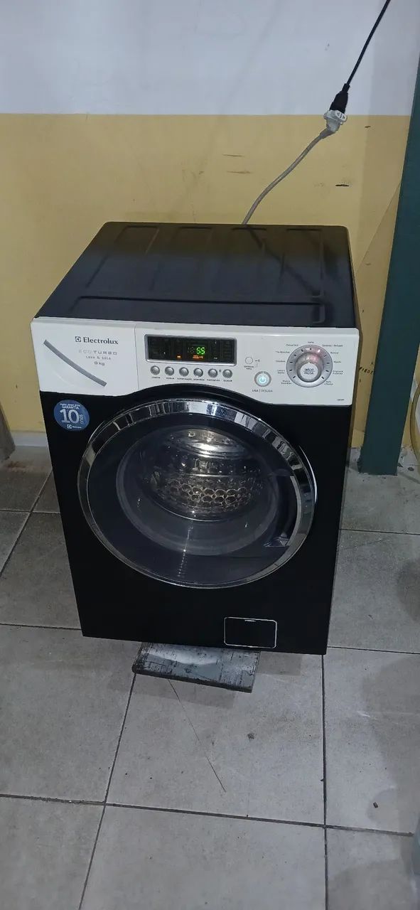 Lava e Seca Electrolux, 127V.  - Foto 3