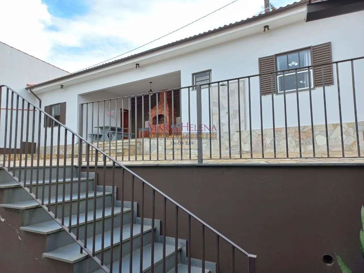 Casa em Caxambu, no bairro Observatório, à venda.