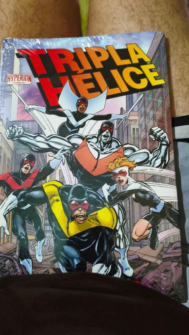 Tripla hélice - hyperion comics