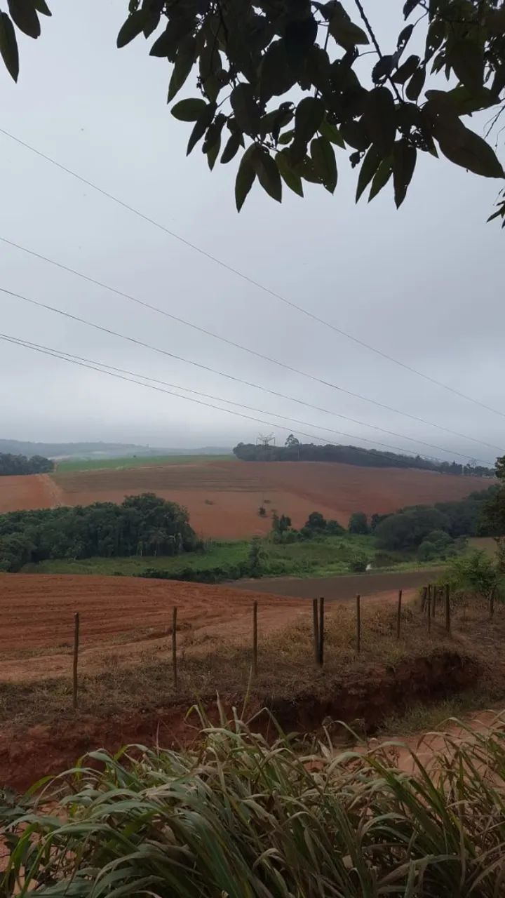 Foto - Ibiúna - Areia Vermelha
