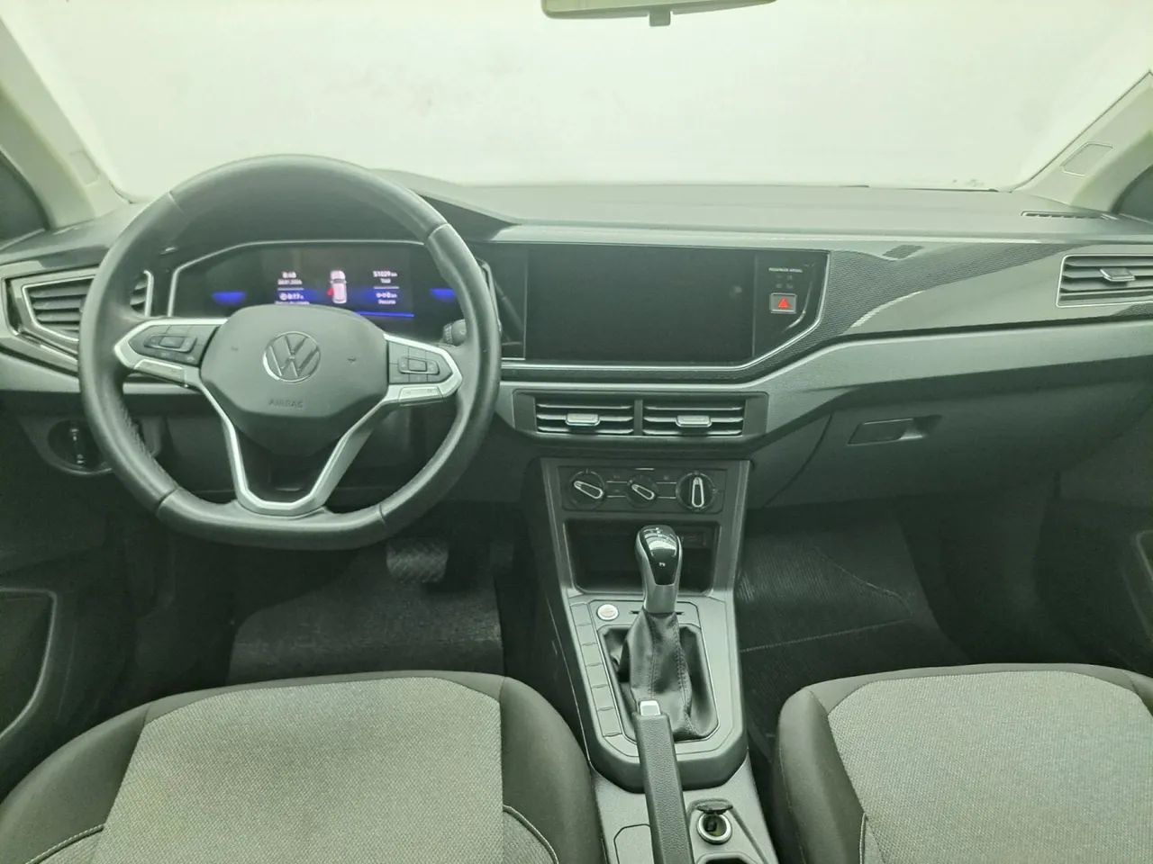Volkswagen Polo Comfortline TSI 1.0 Flex 12V Aut., foto 15 de 18