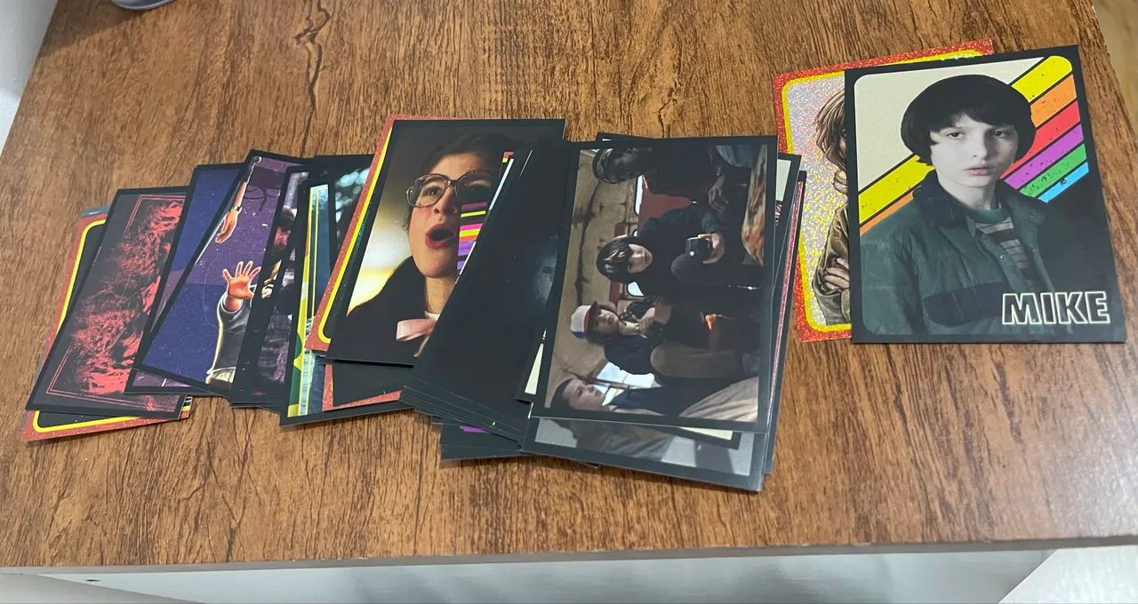 58 different stickers album Stranger Things 2025