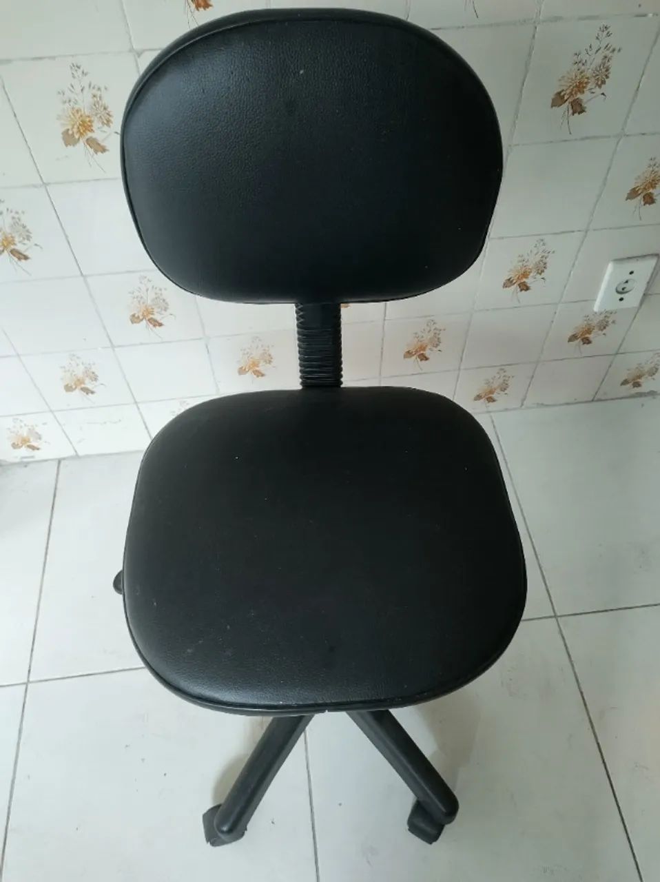 Cadeira executiva giratória escritório - Foto 6