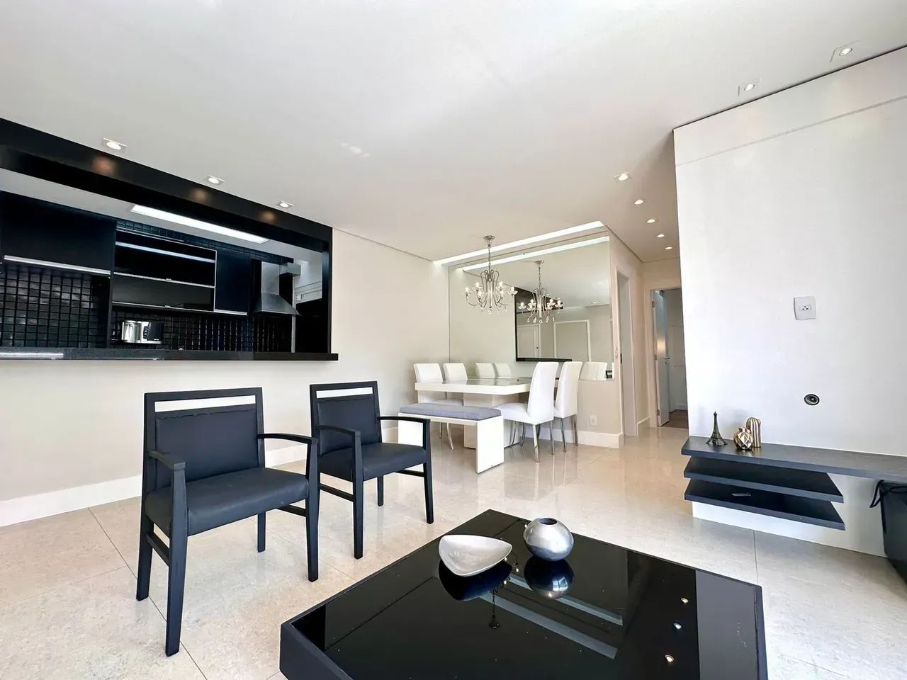 Imóvel para aluguel possui 80 metros quadrados com 2 quartos em Tamboré - Santana de Parna - Foto 11