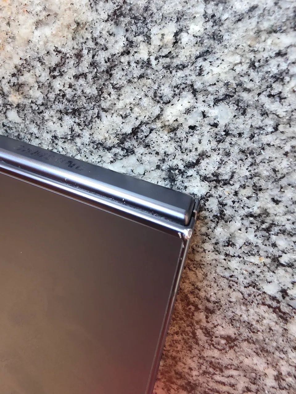 Samsung z flip 7 - Foto 4