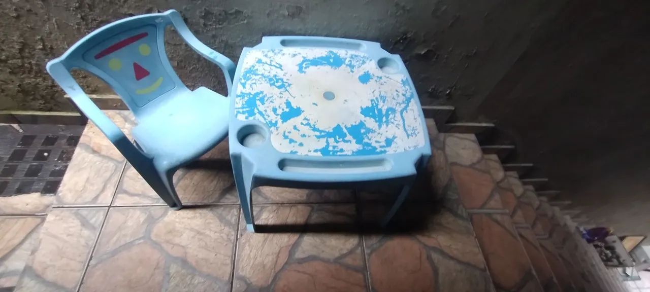 Jogo de mesinha infantil 