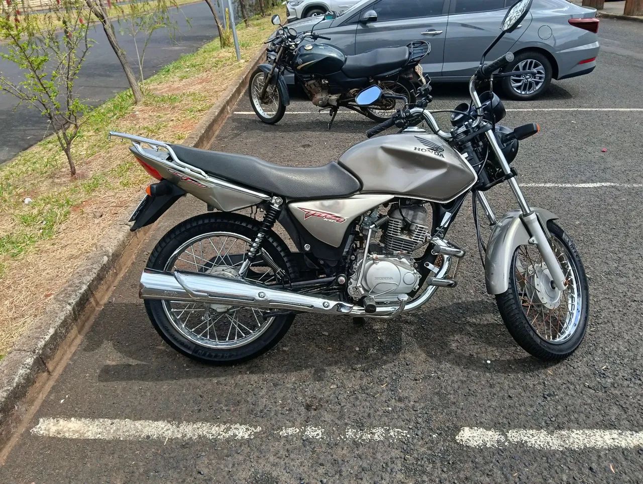 Titan 150 KS muito nova - Foto 3