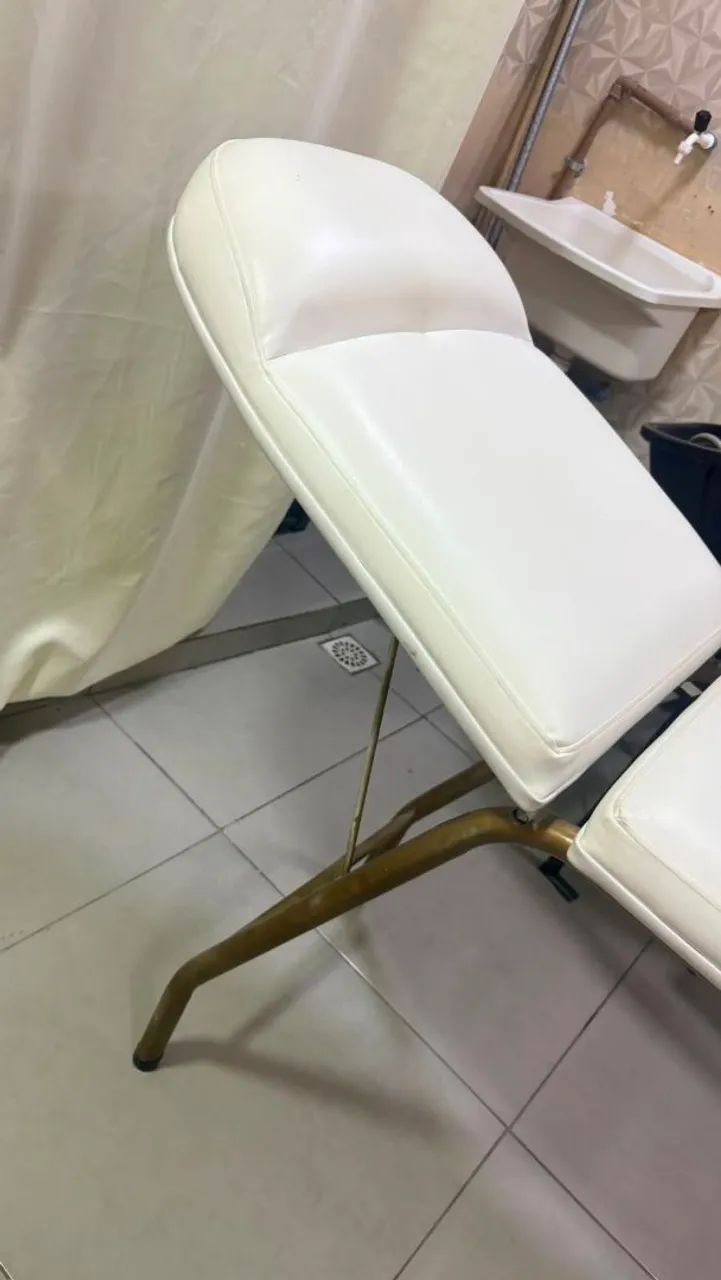 Estou vendendo essa maca sem marca de uso  - Foto 3