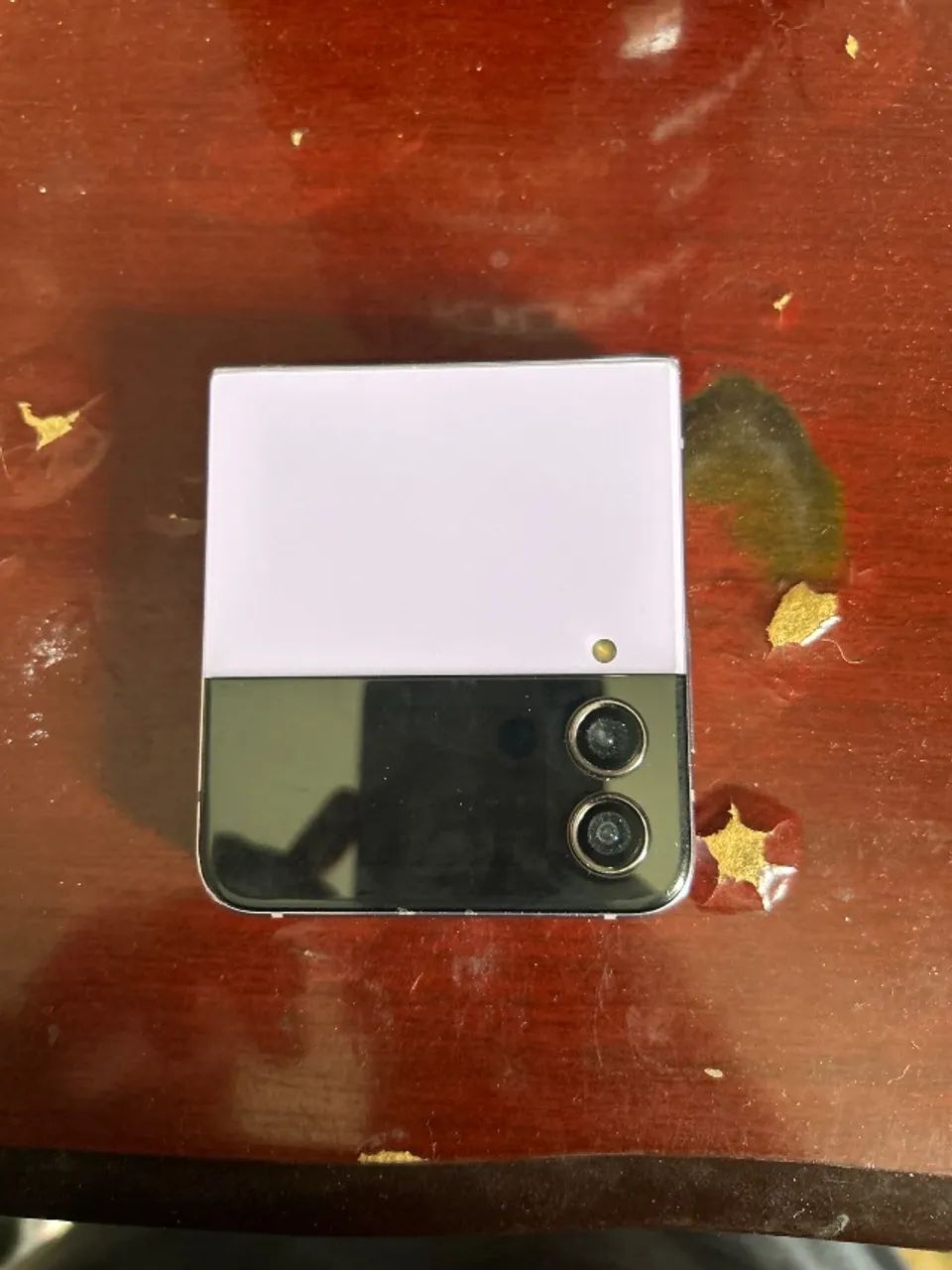 Galaxy Z flip 4(defeito na tela)