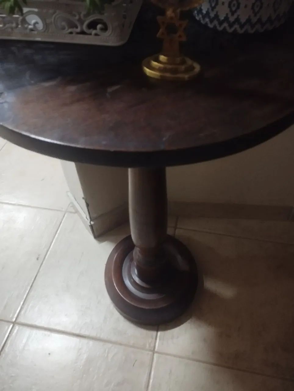 Mesa de canto 