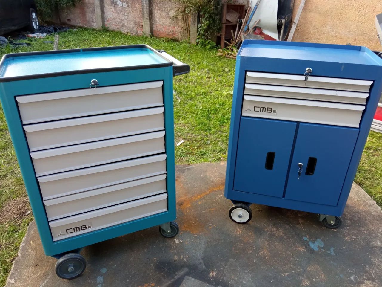 Carrinhos para ferramentas (novos) CMB