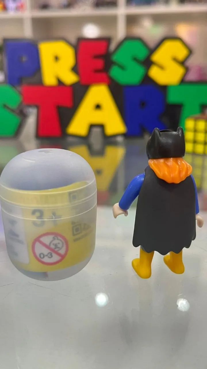 Batgirl coleção Playmobil kinder - Foto 2