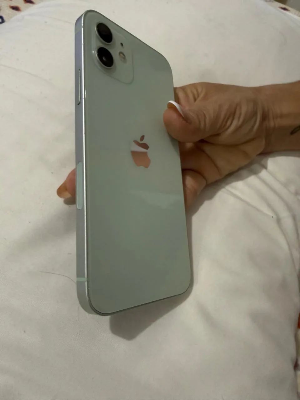 Vendo IPhone 12. 64Gb