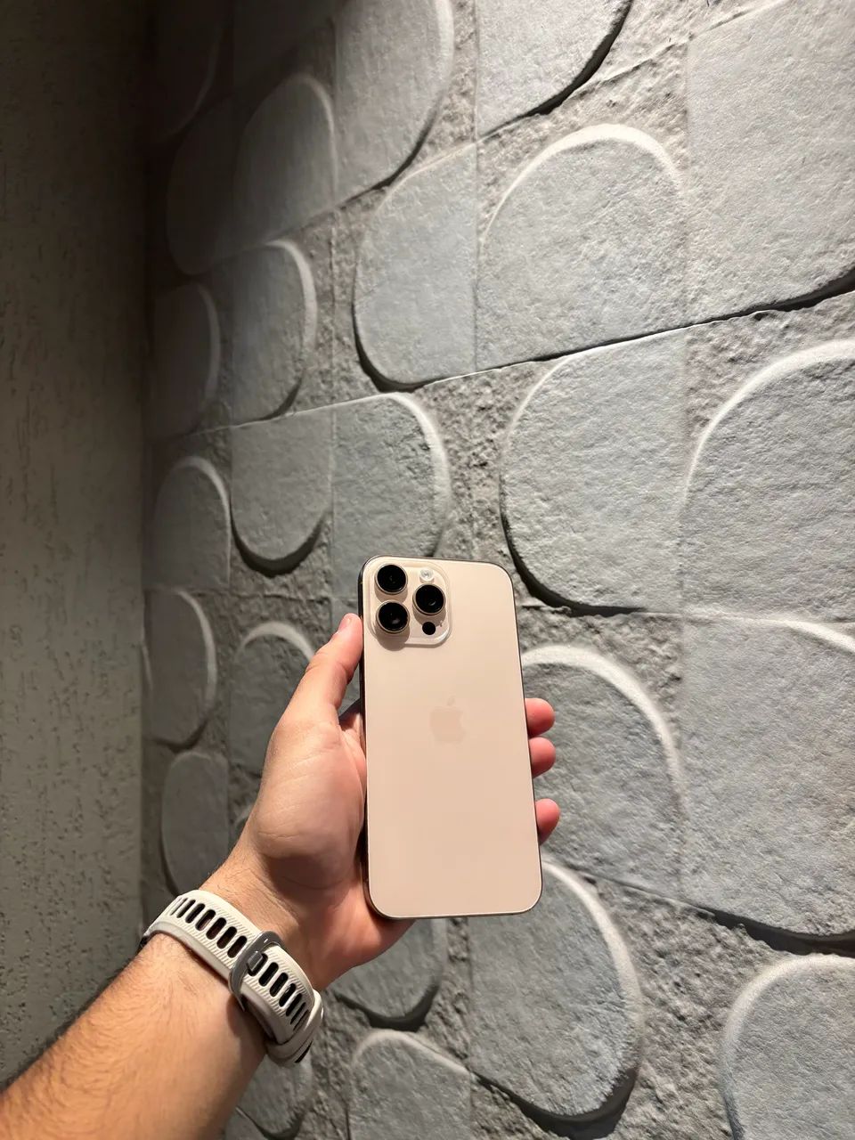iPhone 16 Pro Max Seminovo 
