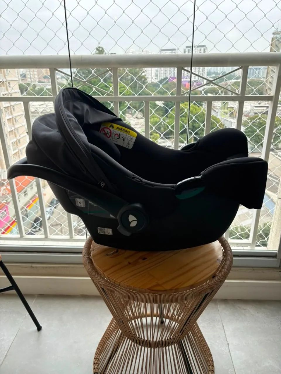 Bebê conforto JOIE iSnug 2 Shale(Preta) - Foto 4