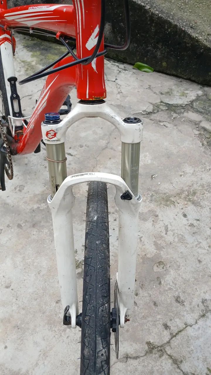 Bicicleta Specialized Rockhopper SL aro 26 - Foto 4