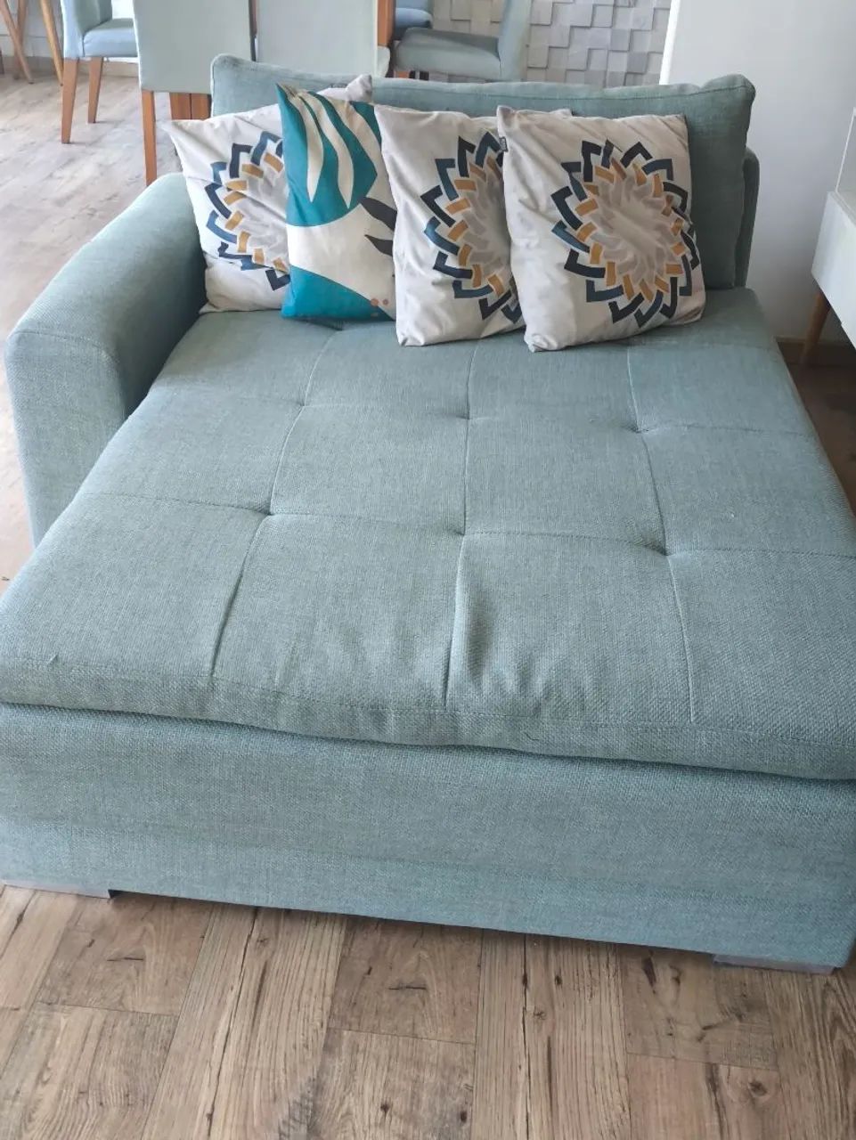 Sofá retrátil e reclinável com chaise