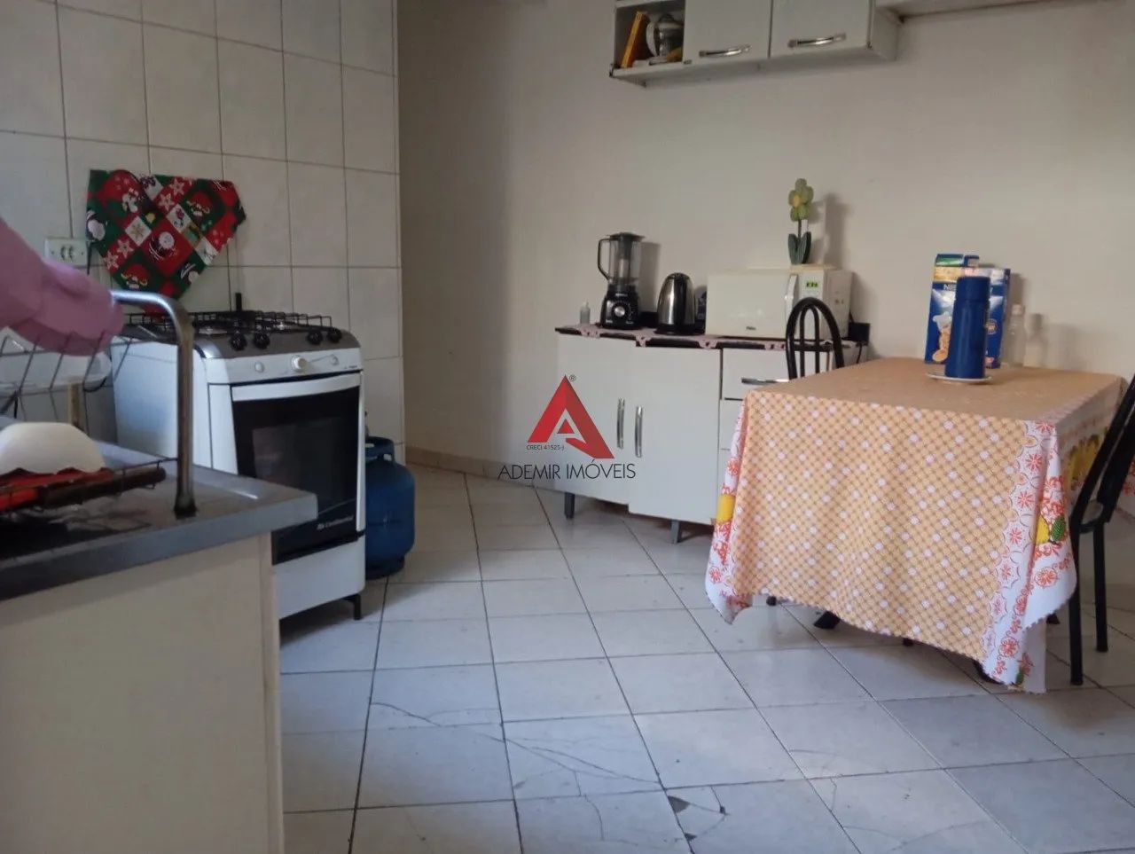 CASA À VENDA NO CIDADE NOVA JACAREÍ - 2 QUARTOS E 150m² DE TERRENO - Foto 2