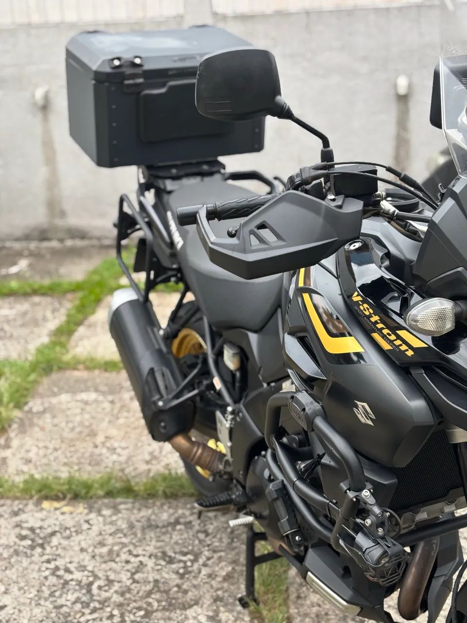 SUZUKI V-STROM 1000 XT ADV IMPECÁVEL  - Foto 4