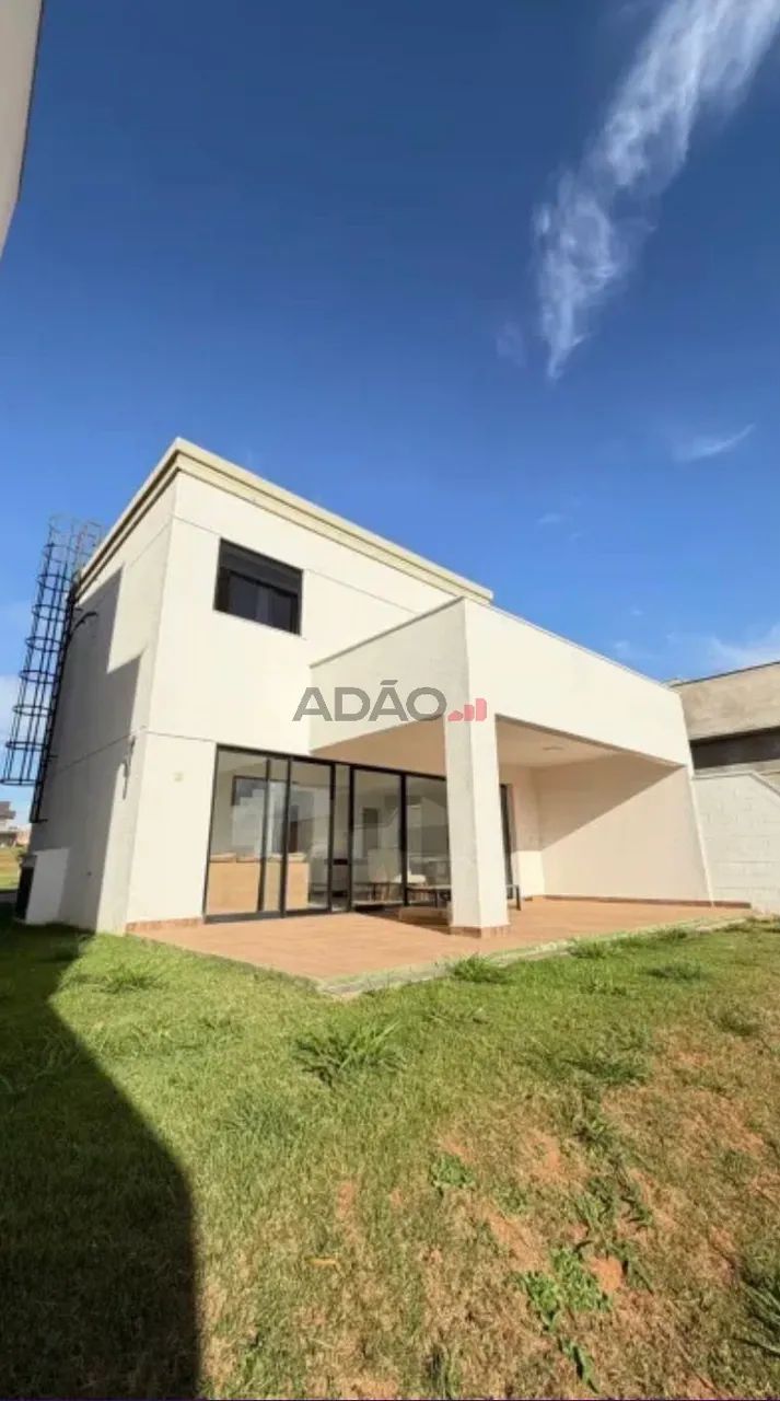 Sobrado à Venda com 4 Quartos e 3 Suítes no Jardins Parma - Foto 2