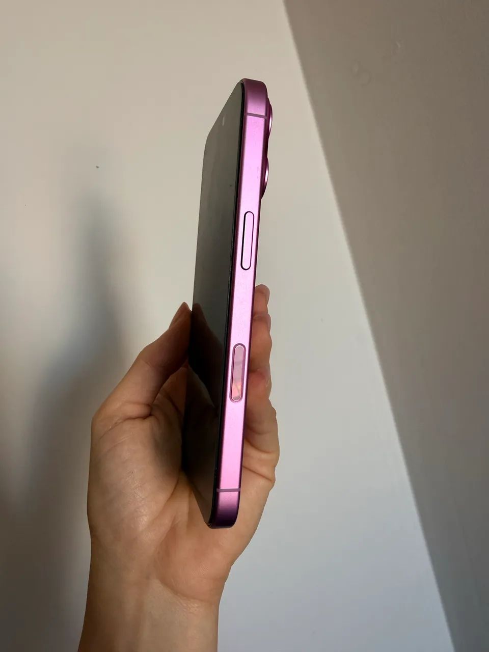 Iphone 16 Rosa - Foto 3