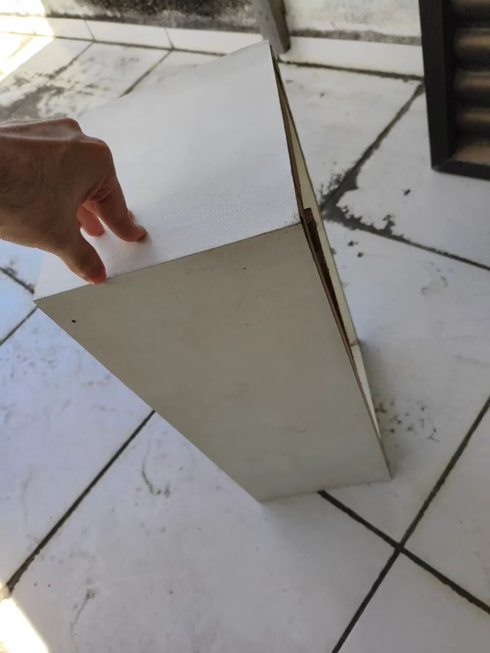 Nicho Retangular Organizador Branco e Vermelho - Foto 3