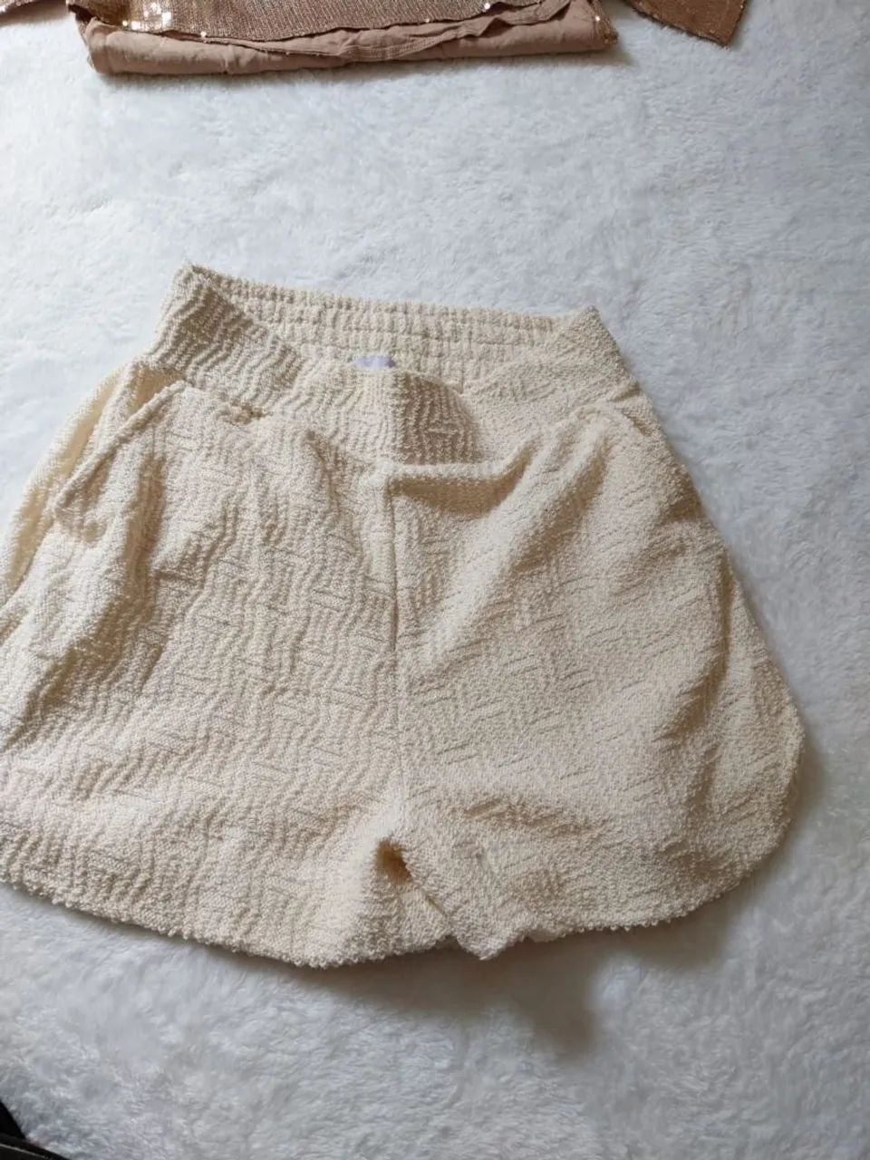 Conjunto de shorts e camisa feminina  - Foto 3