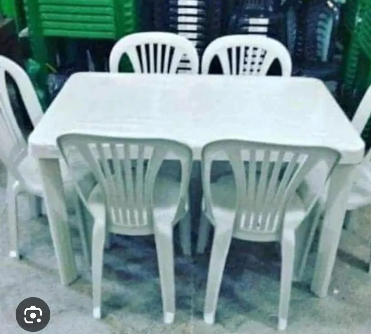 Conjunto de mesa desmontável de plástico com 6 cadeiras  - Foto 2