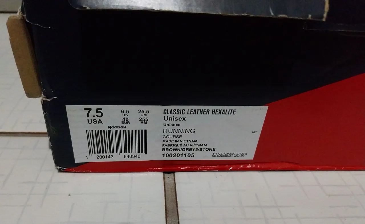 Tênis Rebook Classic Leather 39 - Foto 5
