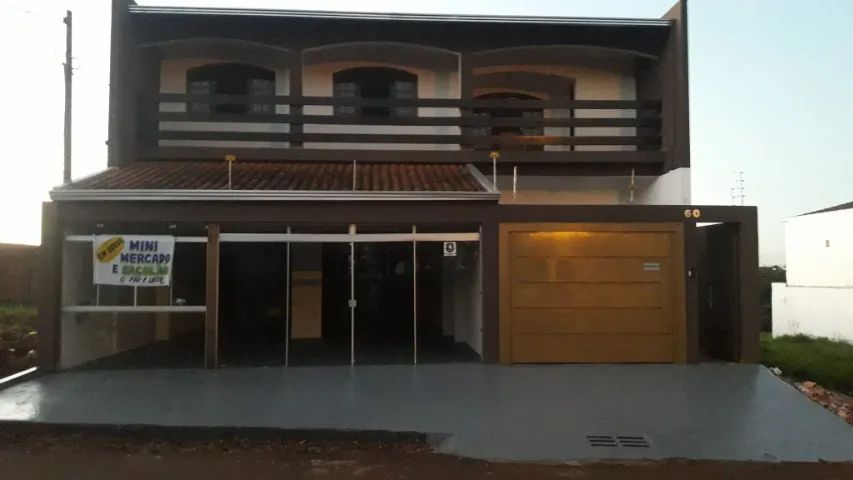 Sobrado Comercial com terreno ao Lado