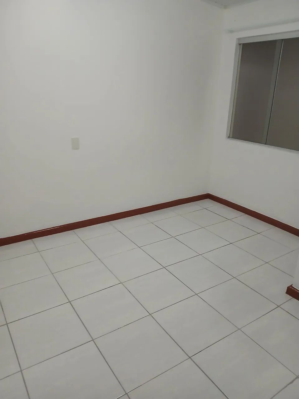 Alugo Apartamento kitnet 1 quarto  no Carianos  próximo  ao multi hospital - Foto 2
