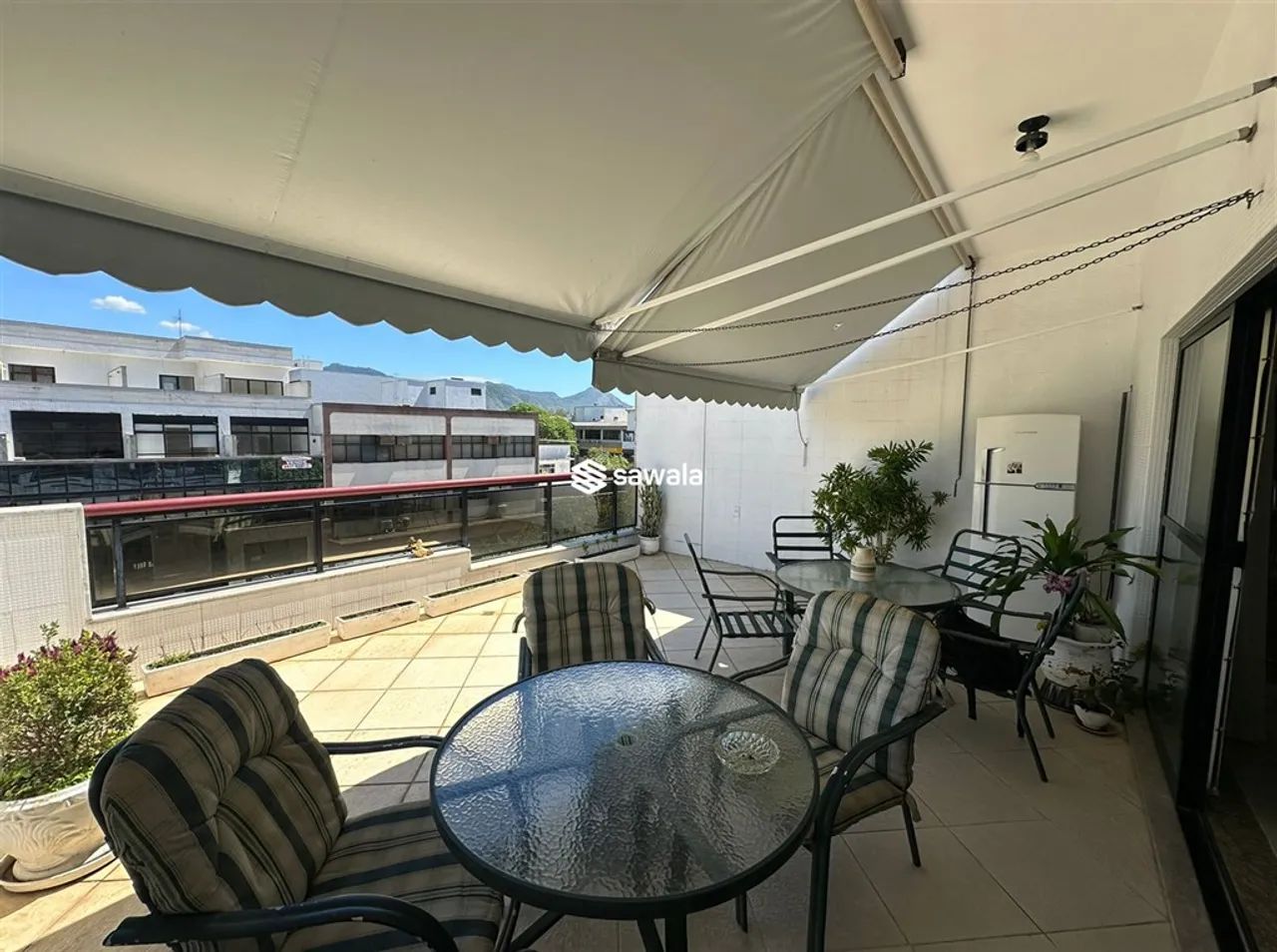 COBERTURA DUPLEX LÂMINA COM 4 QUARTOS E 2 SUÍTES