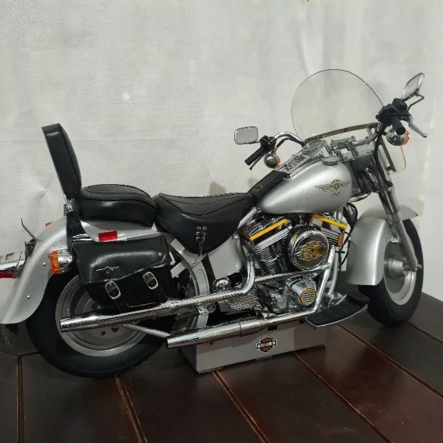 Harley-Davidson Fat Boy 1:4 DeAgostini completa - Foto 2