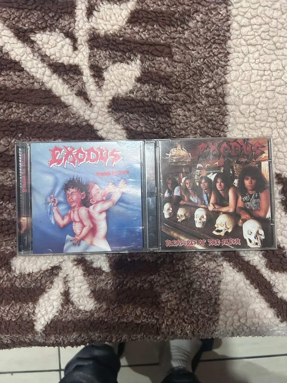 2 cds do exodus