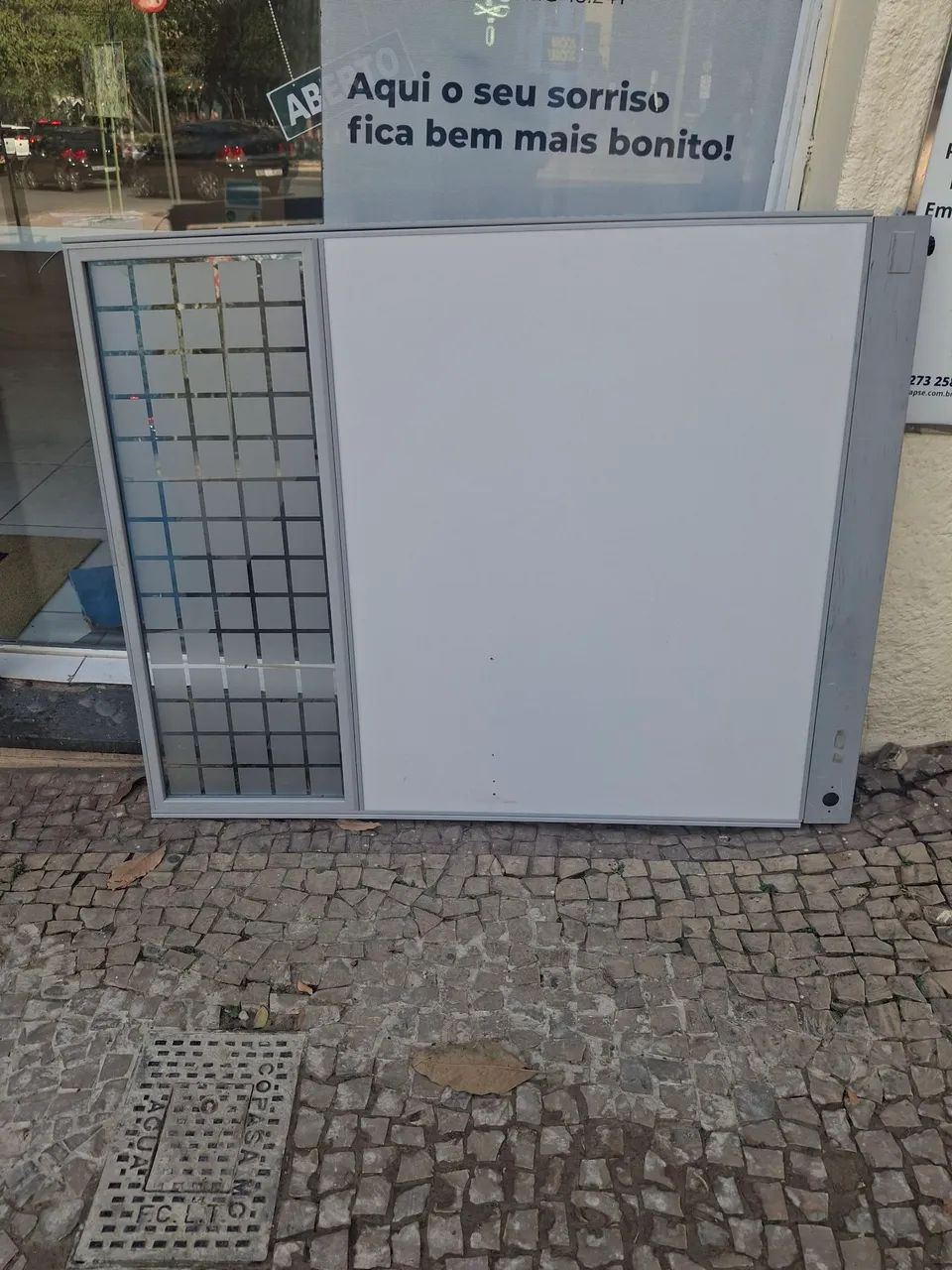 Divisórias com vidro jateado - Foto 2