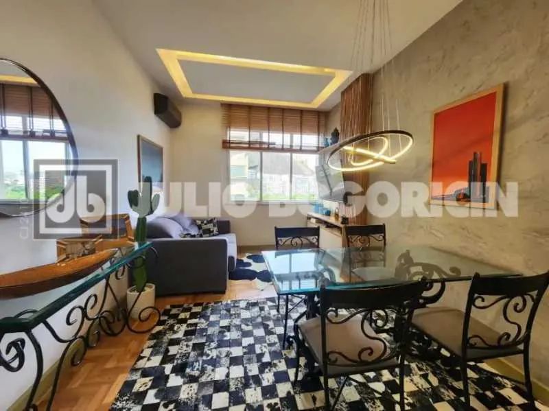Apartamento : / Residencial / Lagoa