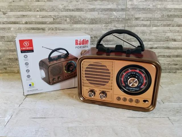 Radio Portátil Bluetooth com Lanterna FM e Pendrive - Foto 5