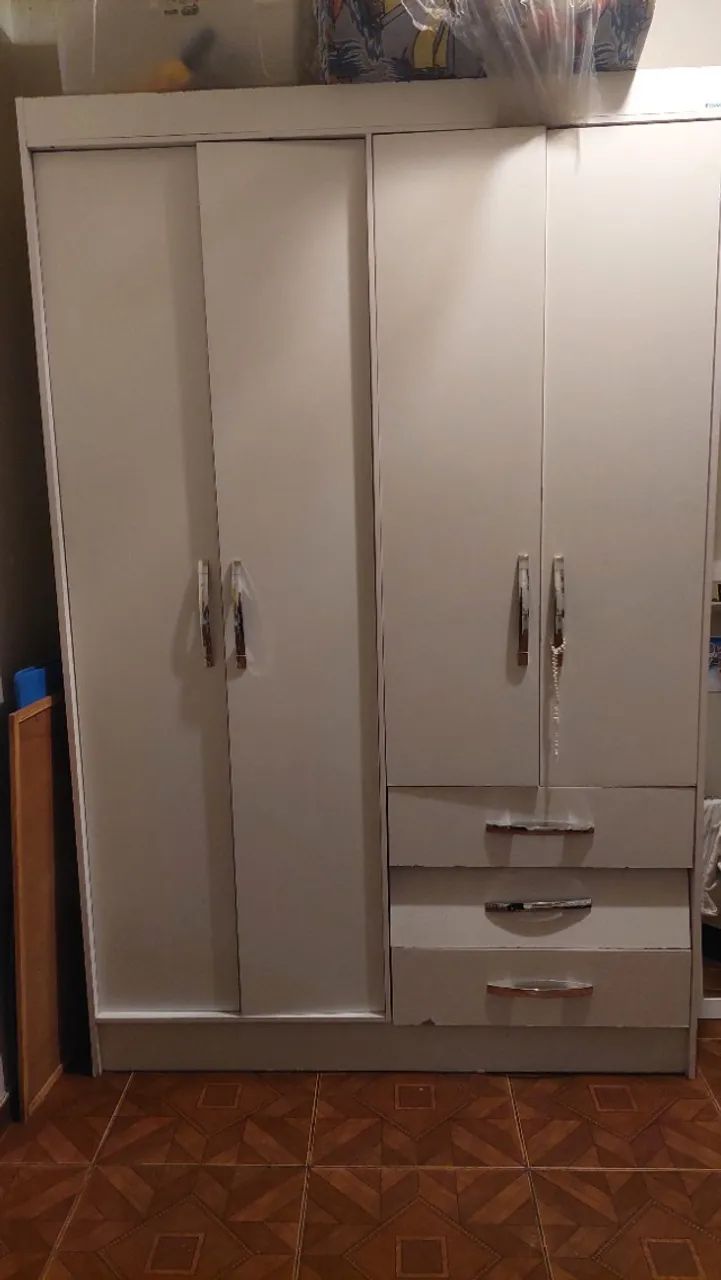 Guarda Roupa
