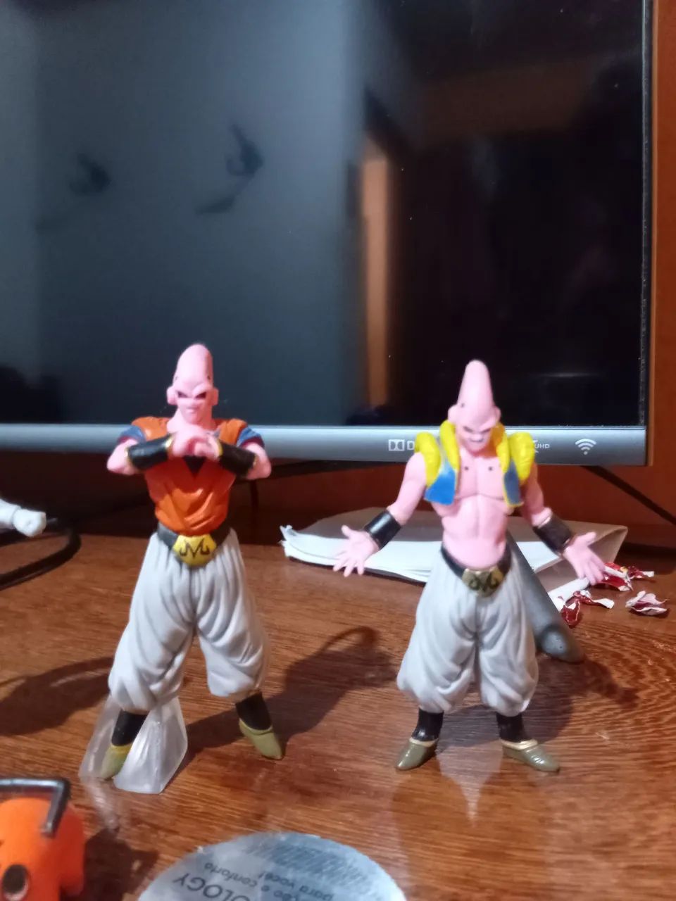 Conjunto de action figure (majin boo e freeza) - Foto 4