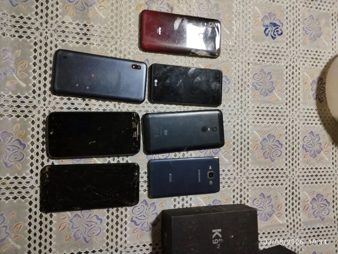 Celulares para retirar peças